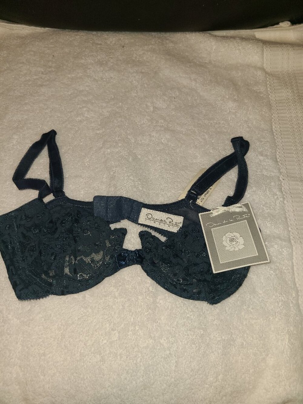 VTG NWT Oscar de la Renta Sheer Lace Bra Unpadded Underwire Union 34B Green Lace